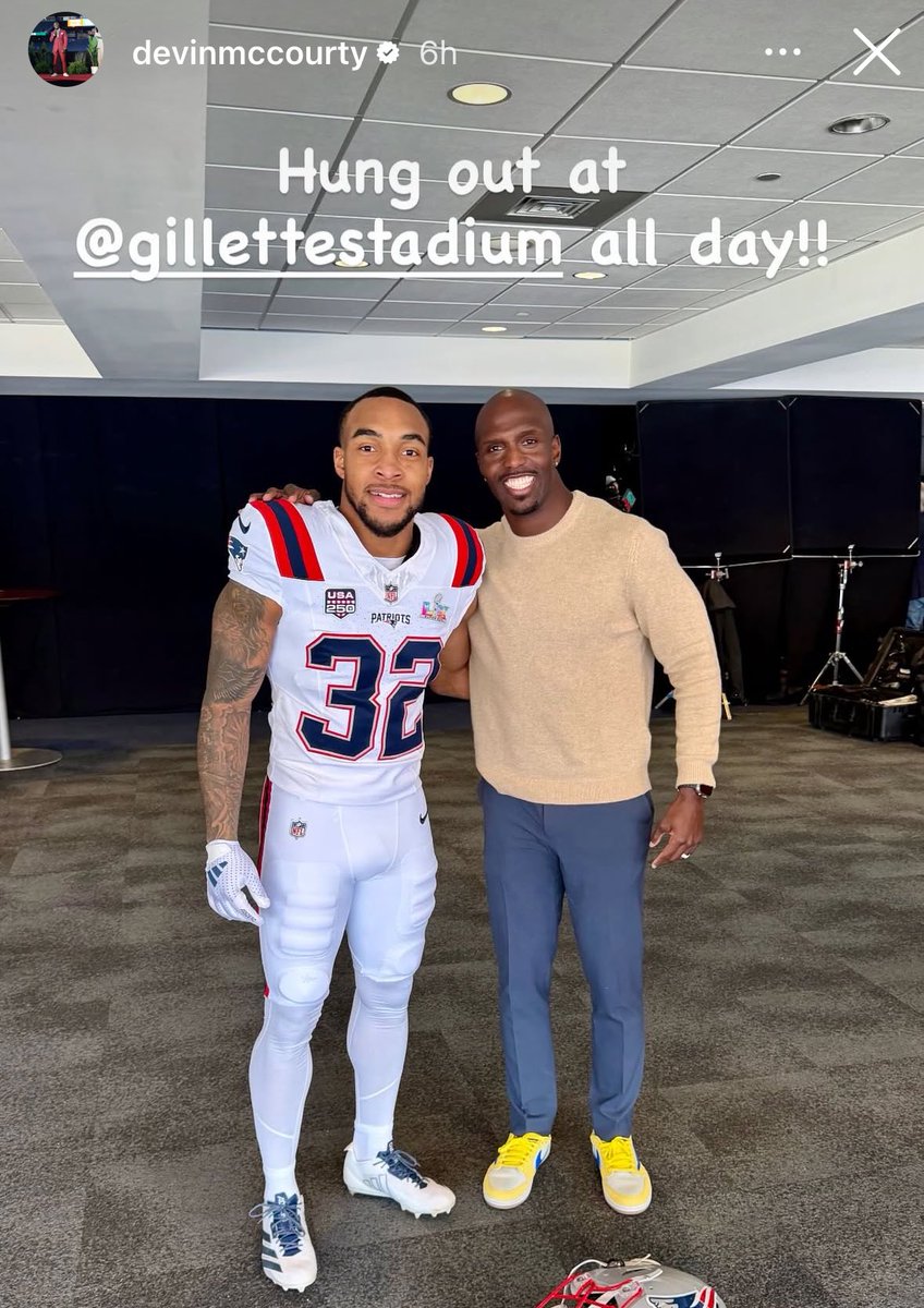 NFL Fashion Advice tweet media
