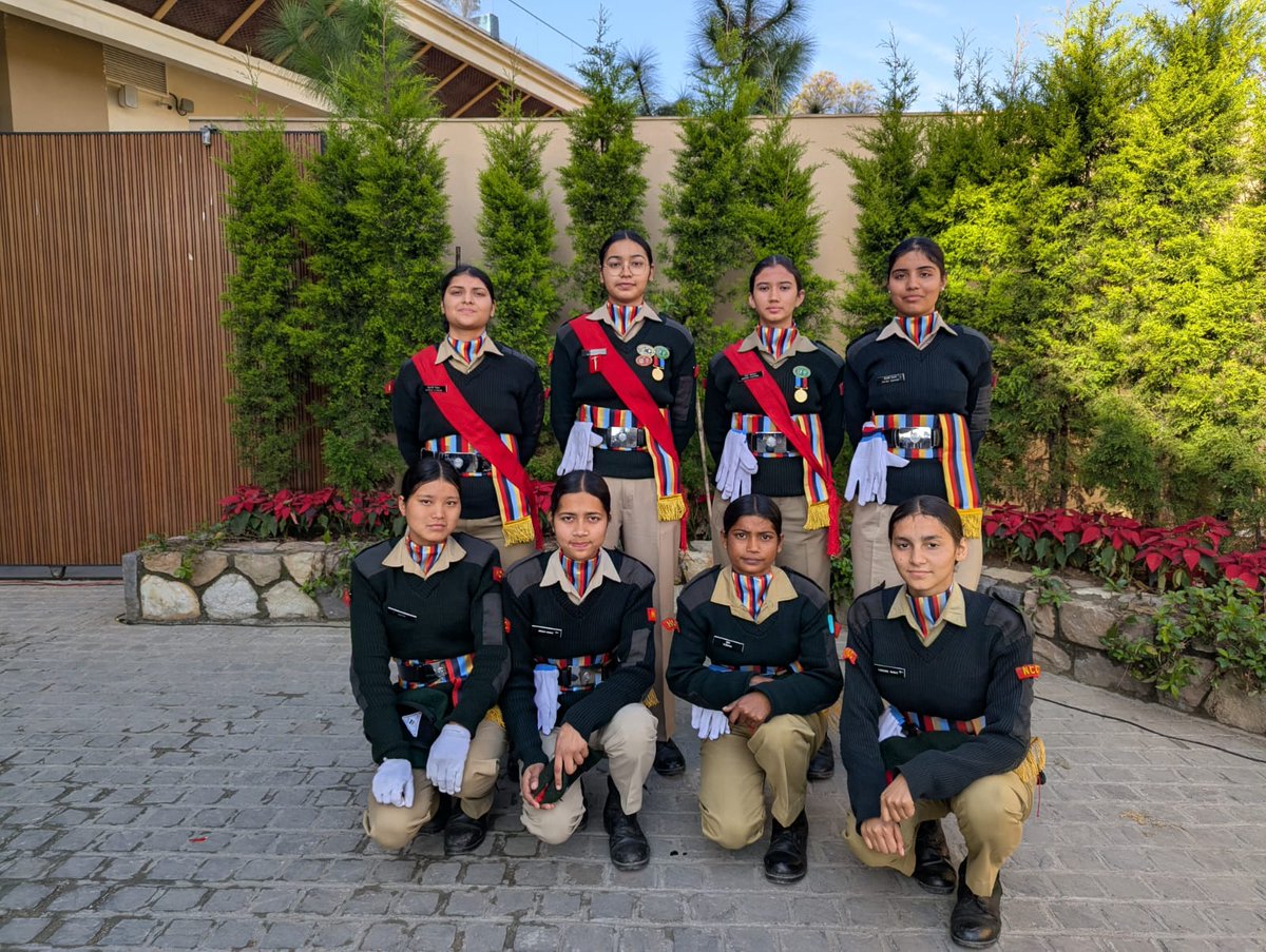 NccDbs's tweet photo. DBS NCC girls cadet participated in the event held in Taj  Mussoorie foothills hotel on the occasion of 77th republic Day where Major Shashi Mehta and Anchor Sudhir Chaudhary were the chief guests with other guests. https://t.co/K4UxrXddsR