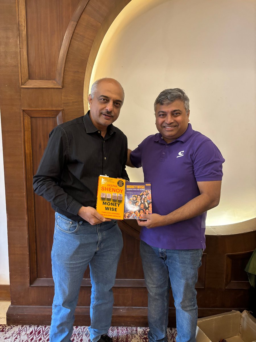 Moneywise to Moneywise - it was a pleasure meeting with <a href="/deepakshenoy/">Deepak Shenoy</a> and exchange the books, incidentally with the same title.
<a href="/kptelang/">Kiran Telang</a> 
#TbooksVentures
#Moneywise
