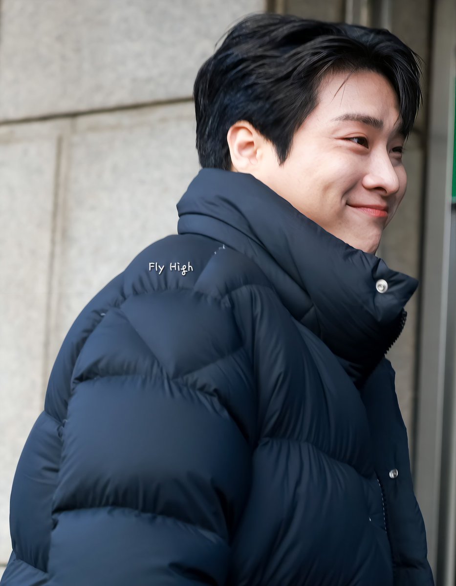 오늘의 지훈
열린 음악회 출근길
#김지훈 #리베란테