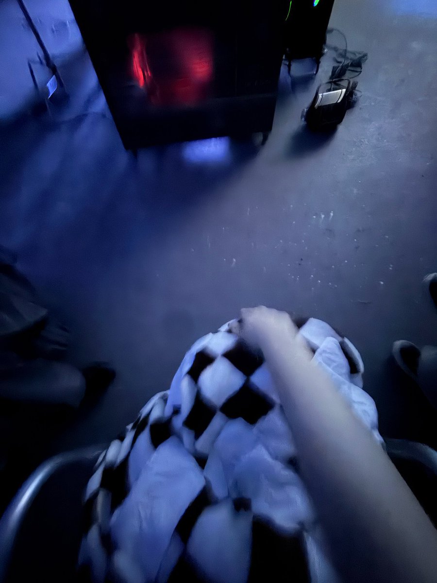 2yu moments tweet media