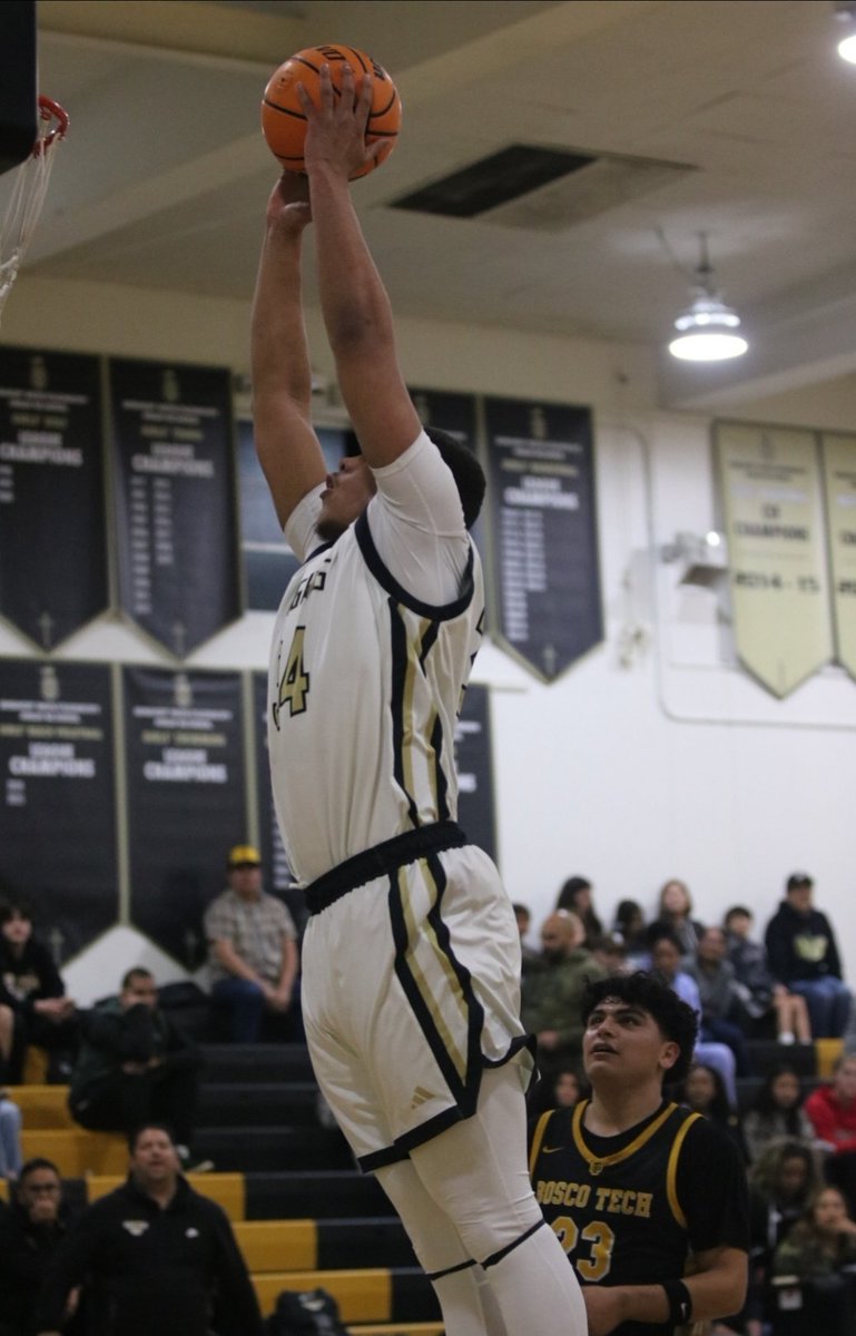 Bishop Montgomery Athletics tweet media