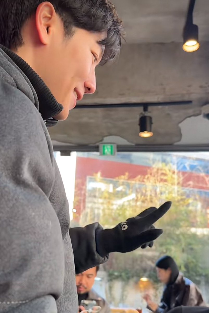 myvwarism's tweet image. กุกลัวหยิ่นคุกเข่าขอยัยวอร์ที่เกาหลีว่ะ ดูทรงแล้วคลั่งรักทั้งคู่  #หยิ่นวอร์ #yinyin_anw #warwanarat