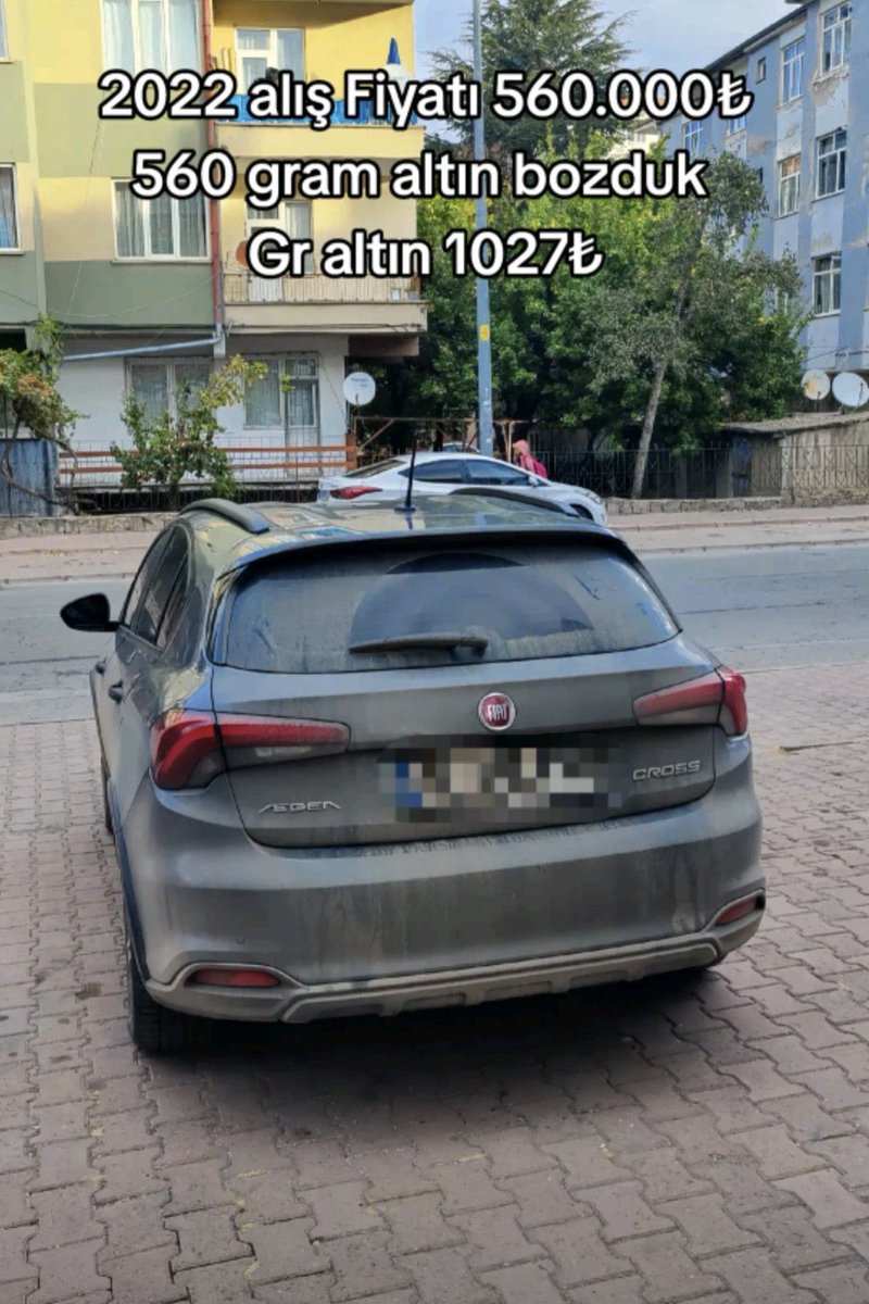 "Sen hayatında hata mı gördün?"

2022 Yılında 1.027 TL'den 560 gram altın bozdurup 560.000 TL'ye araba alan vatandaş, bugün 560 gramın 4.144.000 TL'ye karşılık geldiğini ögrenince kahroldu.
#GRAMALTIN #altın