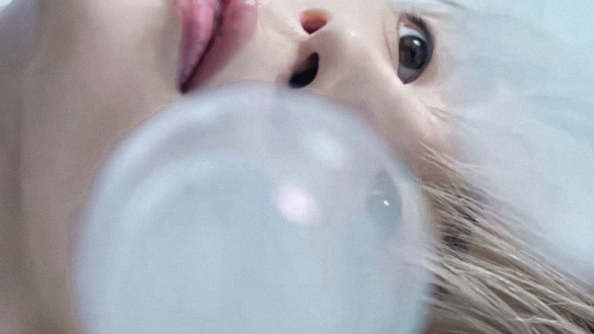 Jmpoper's tweet image. #JIMINxLADOR 🫧♡