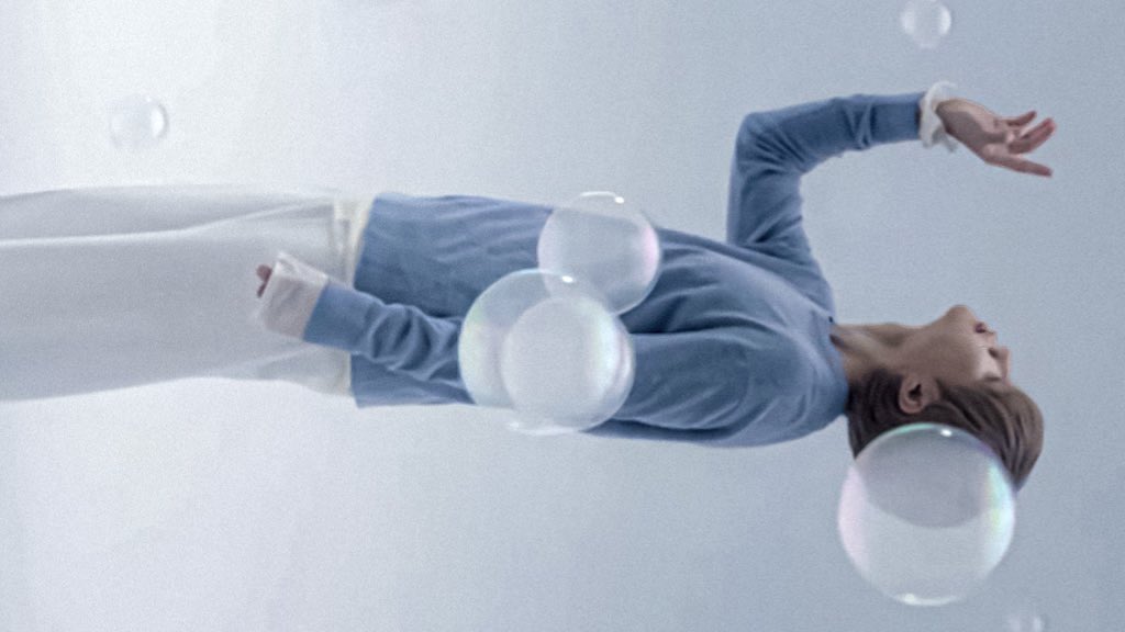 Jmpoper's tweet image. #JIMINxLADOR 🫧♡