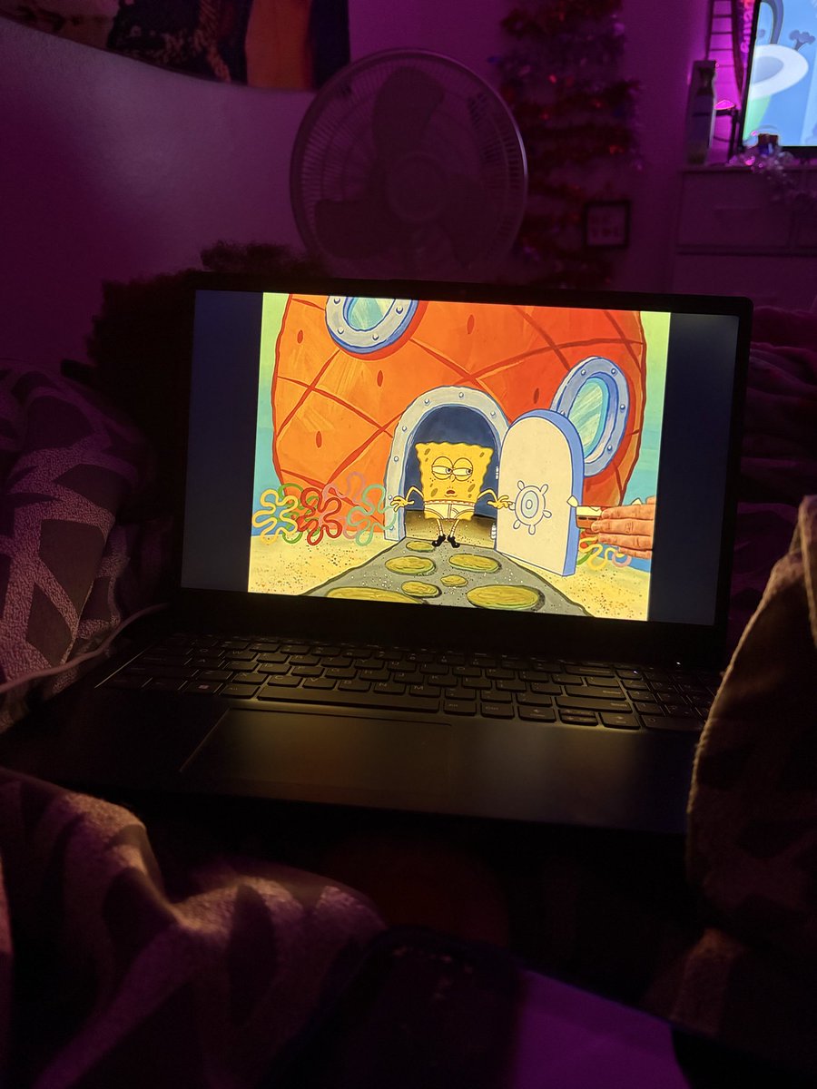cum2pluto_'s tweet photo. me and spongebob forever https://t.co/Bn5SuDVSJ3