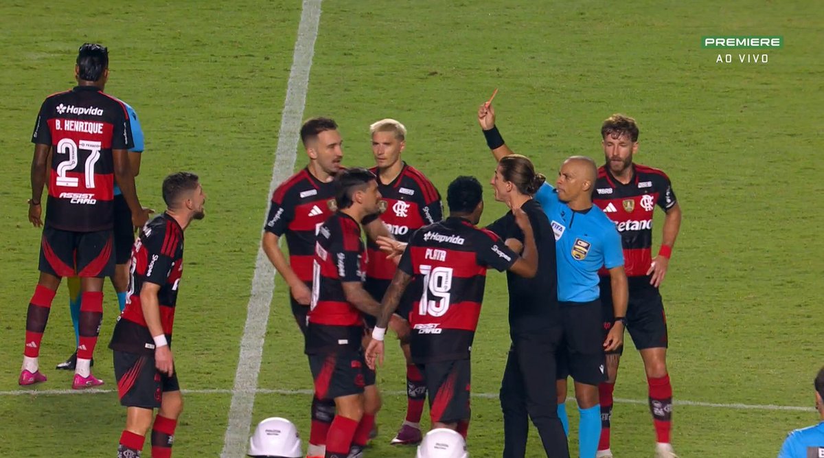 fla_infos's tweet image. Jorginho expulso no final do jogo