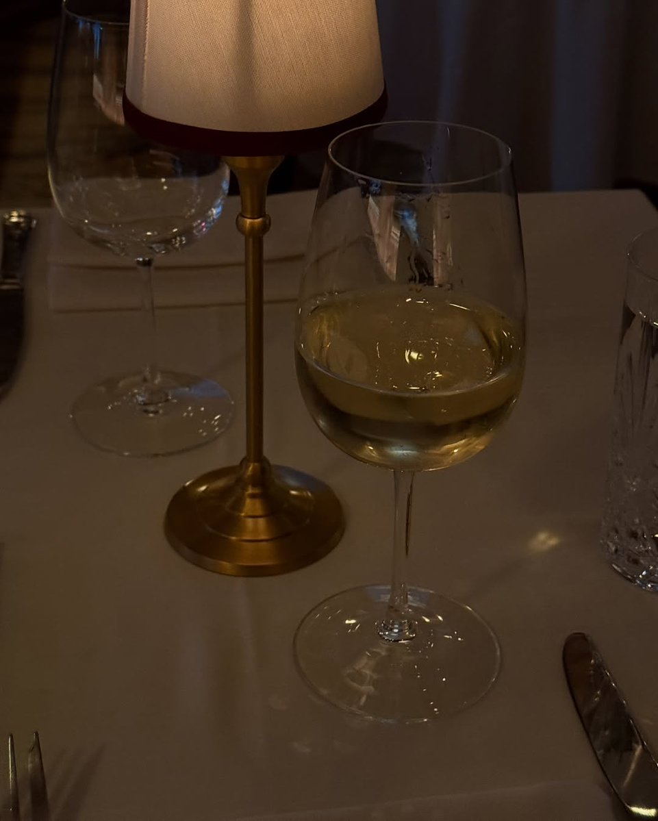 PerfectGirlb7's tweet image. girl