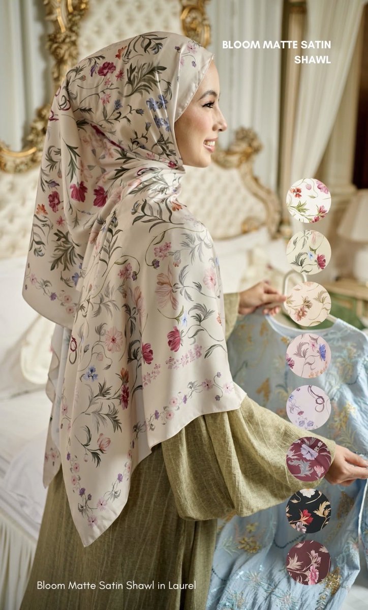 xxfinaaa's tweet photo. Can’t take my eyes off these tudung printed! Definitely THE PRETTIEST 💖✨ https://t.co/7Z7iaC5Tt1