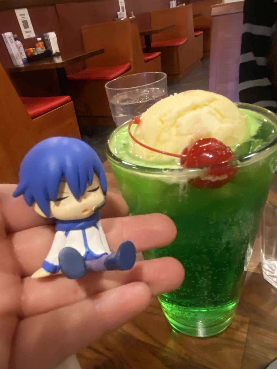 Doll 🍉🎭• SHOW COVER OUT NOW‼️ tweet media