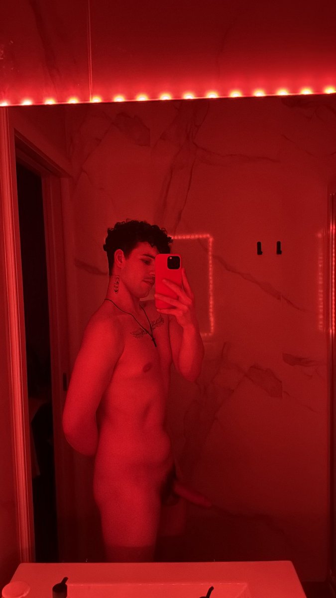 04Kyko tweet picture