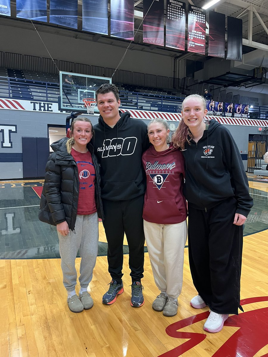 Cayleigh_Goheen's tweet photo. Played against some of my always 100 teammates today at Belmont!  I loved playing against them and I’m looking forward to playing with them this spring/summer! @Always100_TMH @Always100Sk27 @lanieFrench27 and Oni Krueckeberg https://t.co/SFKGUeXNK7