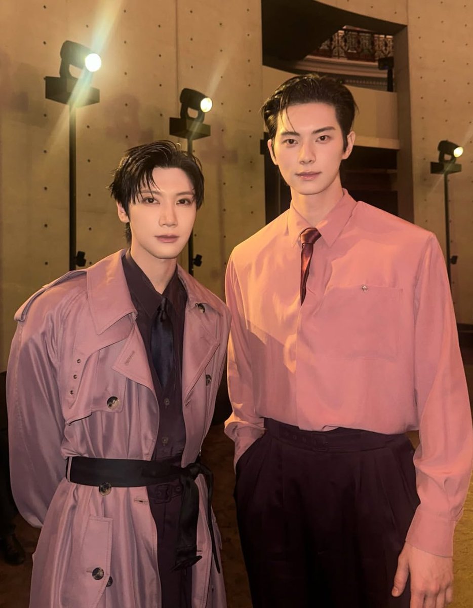 เตนลีกับพี่พระเอกกก 💘🥹

TENLEE WITH YSL MENs WINTER26
#SaintLaurentxTEN