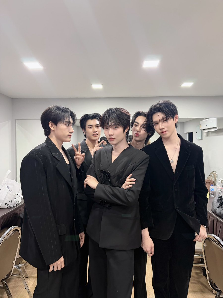 1 วัน 1 พันเรื่องราว