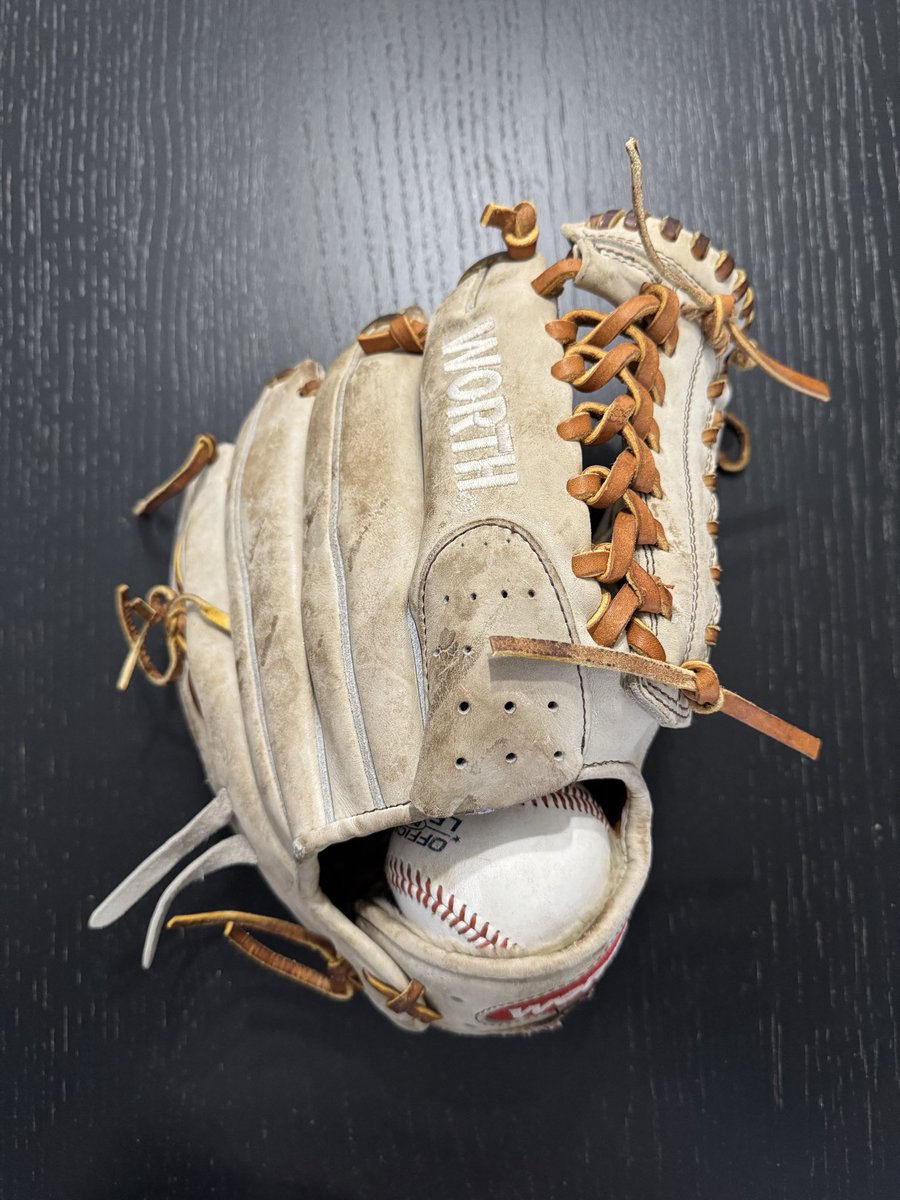 Jonathan Fowler tweet media