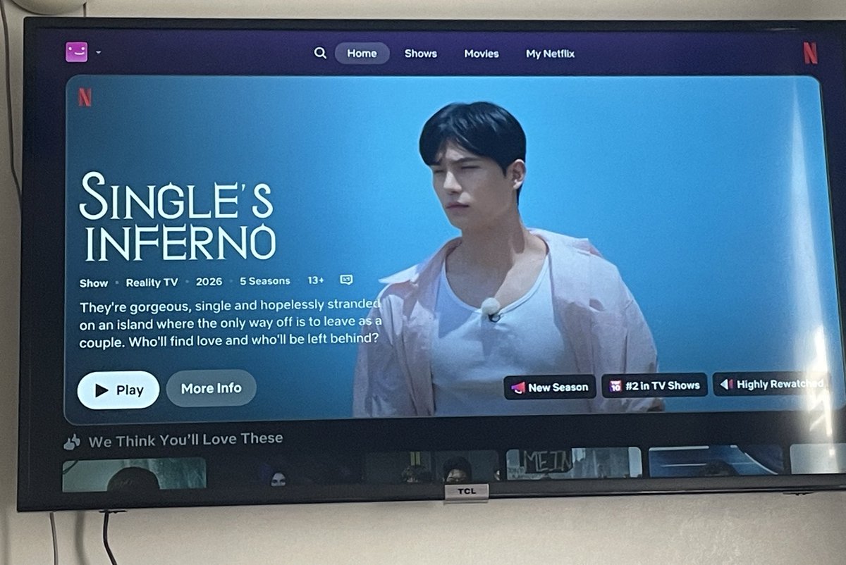 kyuparcels's tweet photo. vouch #vouchofrei netflix prem ^_^ https://t.co/Jisk4Py2kI