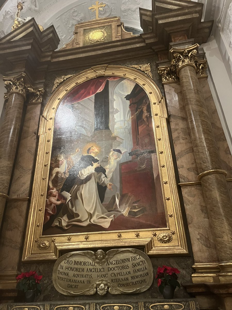 Agradezco a quienes piden mi publicación sobre Santo Tomás de Aquino en letra normal. 
Aquí está:

Para nosotros, los católicos, hoy es un gran día, porque celebramos a Santo Tomás de Aquino.

Soy devota ferviente suya y procuro estudiar a diario sus enseñanzas.

Es mi referente