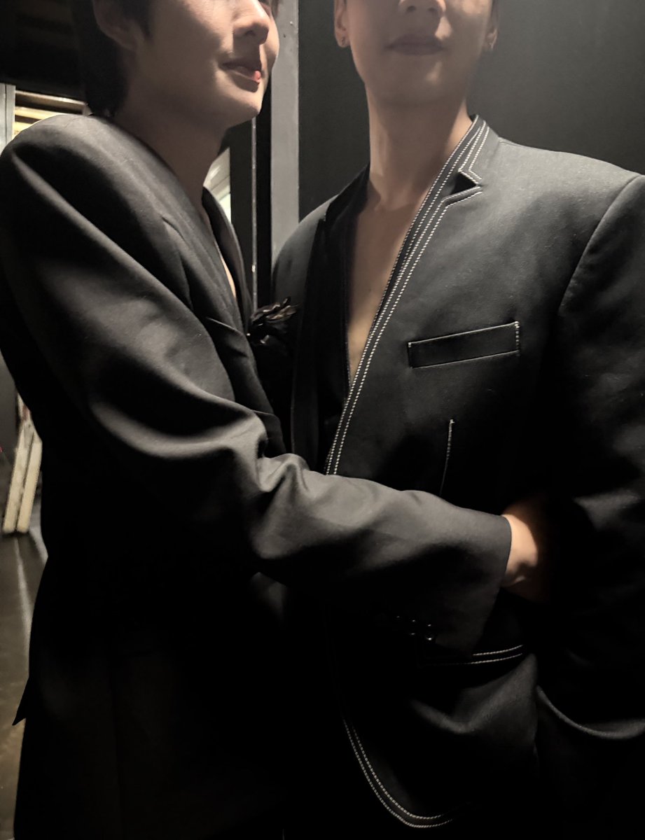 ชามุก ชามุก tweet media