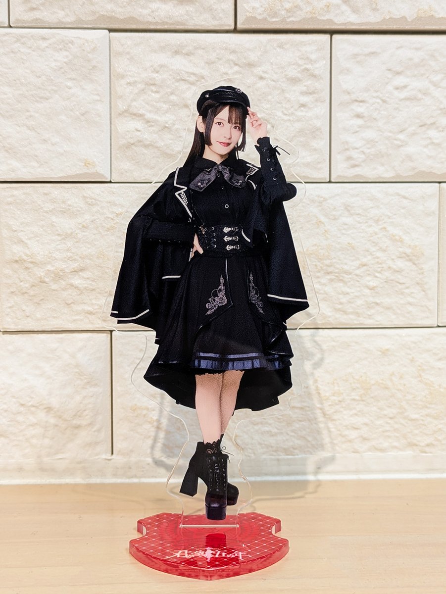 🏫アクリルスタンド（菫坂アンナ） 姫カットの菫坂さん！ 代表も