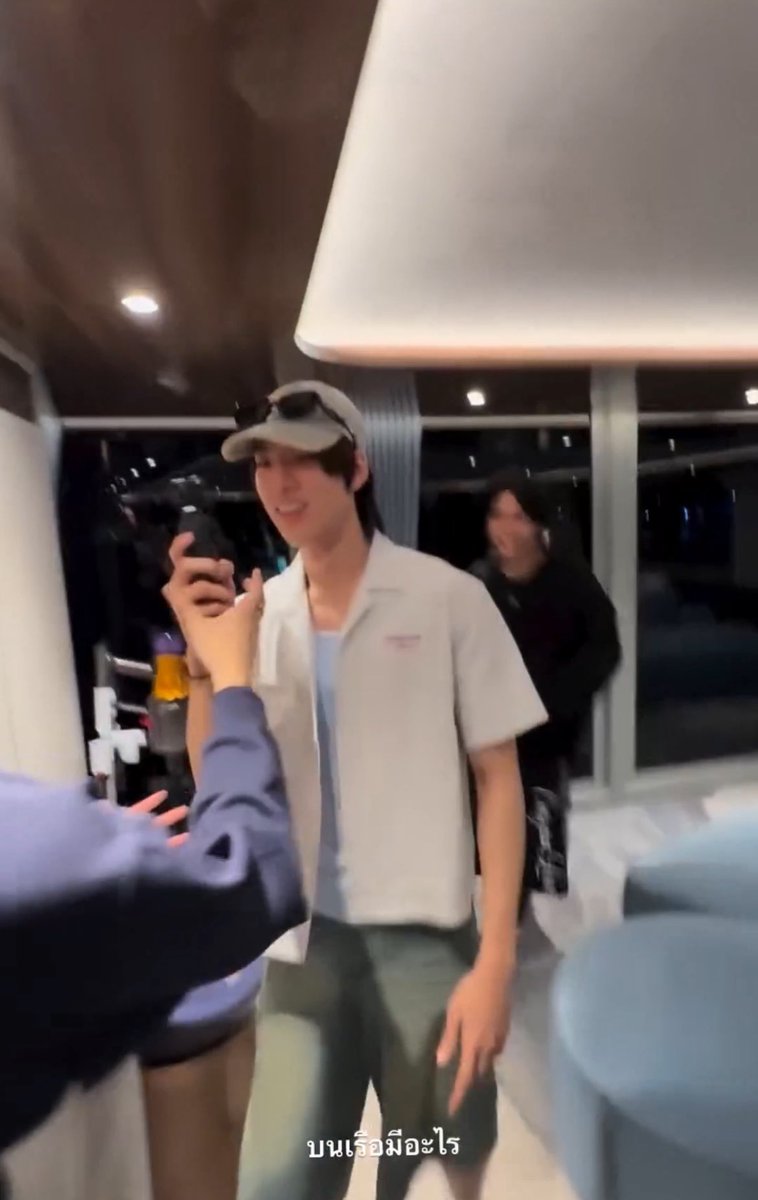 jinjuberry's tweet image. แสดงว่าบัสอยู่ภูเก็ตกันปะ อลัน ขุน เน็กซ์ ไทย จิน เช็กอินที่เดียวกันเลย อร๊ายยยยยยยย มีเอ้าติ้งไรกันน