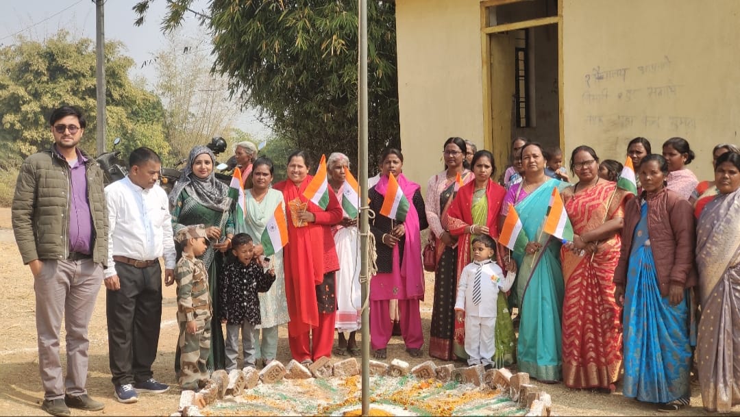 मिशन बदलाव टीम ने सविधान की रक्षा का करने का लिया संकल्प 
#Gumla 
#khunti 
#simdega 
<a href="/DCGumla/">DC Gumla</a>