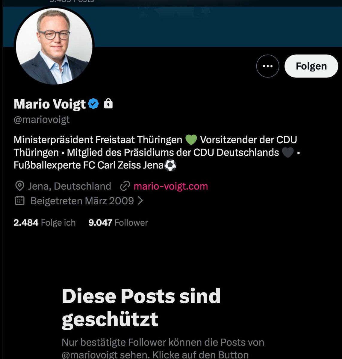 #Plagiat 
Mario Voigt, ein Ministerpräsident der Volksnah wie kein anderer ist und so offen und transparent.
Aber, vielleicht ist er ja bereits zurück getreten.