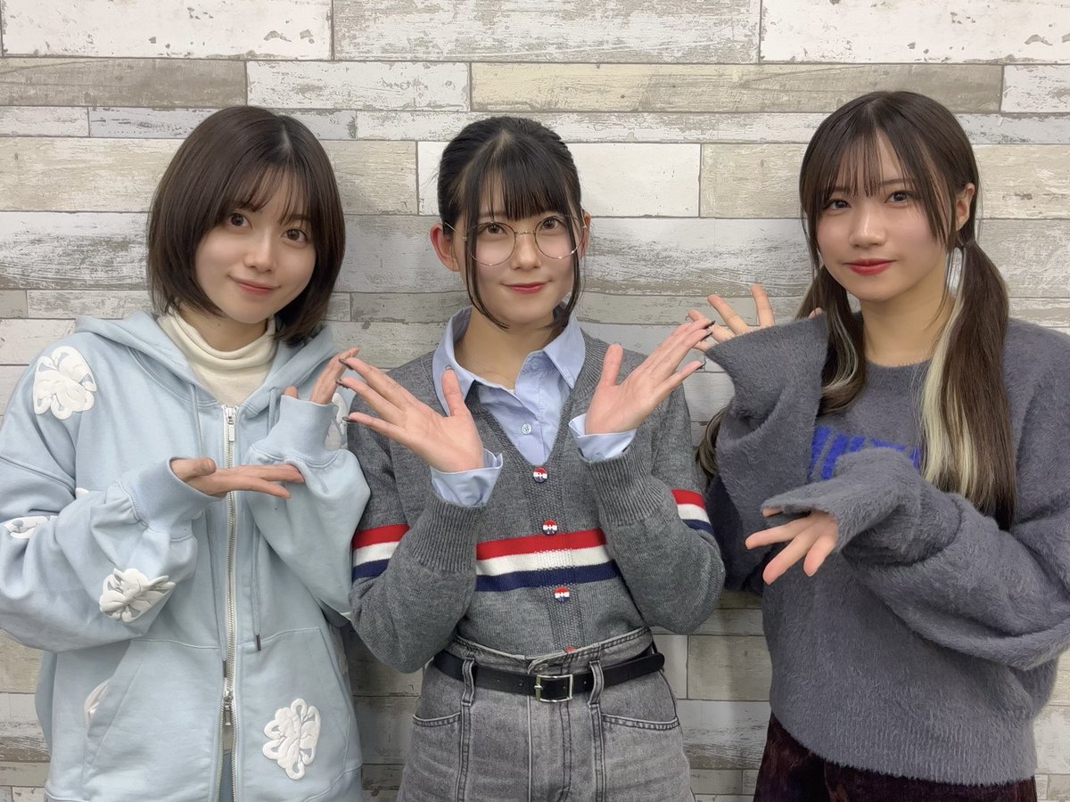 onsenradio's tweet image. #礒部花凜 #土屋李央 #林鼓子
トリコロールカラー #かりこ
第32回配信開始🇫🇷

ゲスト #飯田ヒカル さんがいらっしゃっています！
「自己PRトークデュエル」で飯田さんが大活躍？！💥

onsen.ag/program/tricol…
#音泉