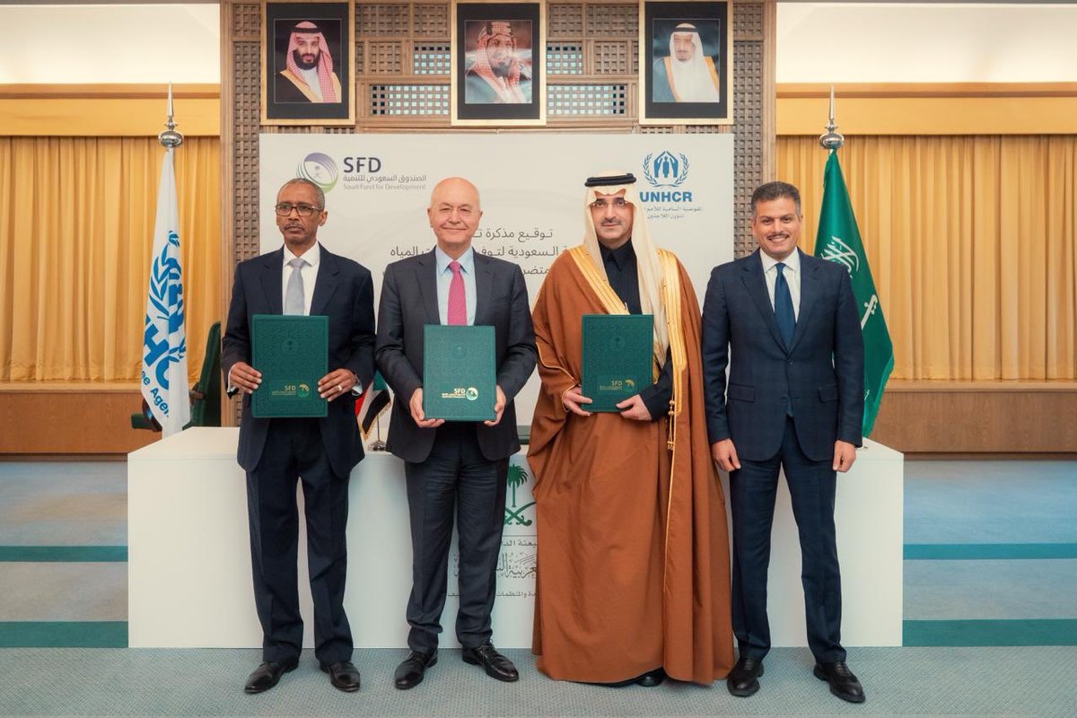 alrougui's tweet photo. لمواجهة تلوث المياه في السودان🇸🇩🇸🇦

المملكة العربية السعودية تعلن عن تقديم منحة بقيمة 10 ملايين دولار أمريكي 

-لتوفير المياه الآمنة والمستدامة للنازحين والمتضريين في المدن والقرى في الحرب بالسودان 

-سيتم إعادة تأهيل وتوسعة شبكات المياه الرئيسية وتحسين نظام الإمداد من مياه نهر النيل في مدينة الخرطوم وتأهيل تشغيلها بالطاقة الشمسية

-تعزيز القدرات التقنية واشراك المجتمع المحلي لضمان استدامة المشروع