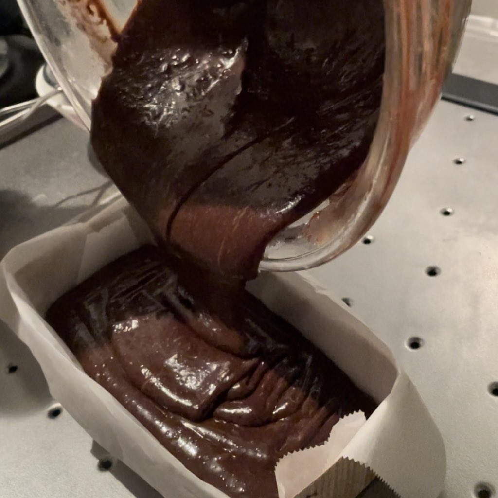 ta_rakochi's tweet photo. バレンタイン予行練習でチョコブラウニーつくった！-  ̫ - https://t.co/ta2s6pKp6n