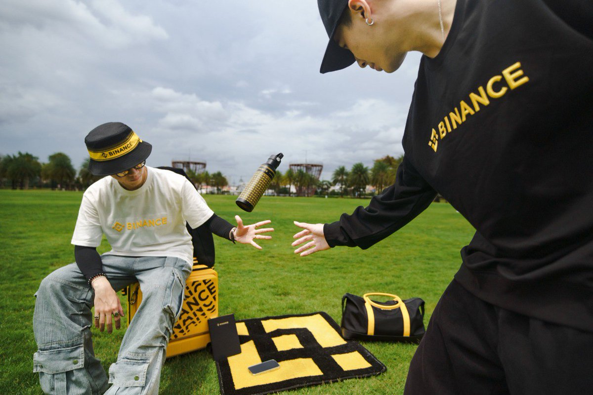 🔥Hướng dẫn săn thưởng 200 $BNB từ Binance Square

Hiện tại thì Binance Square đang có chiến dịch thưởng 200 BNB cho các nhà sáng tạo nội dung trên nền tảng. Mỗi ngày, 10 nhà sáng tạo hot nhất sẽ được chọn và mỗi người sẽ được nhận phần thưởng trị giá 1