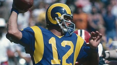 QBgami's tweet image. My Mount Rushmore of whatever this club is:

Dolphins Culpepper
Redskins McNabb
Rams Namath
Giants Warner
