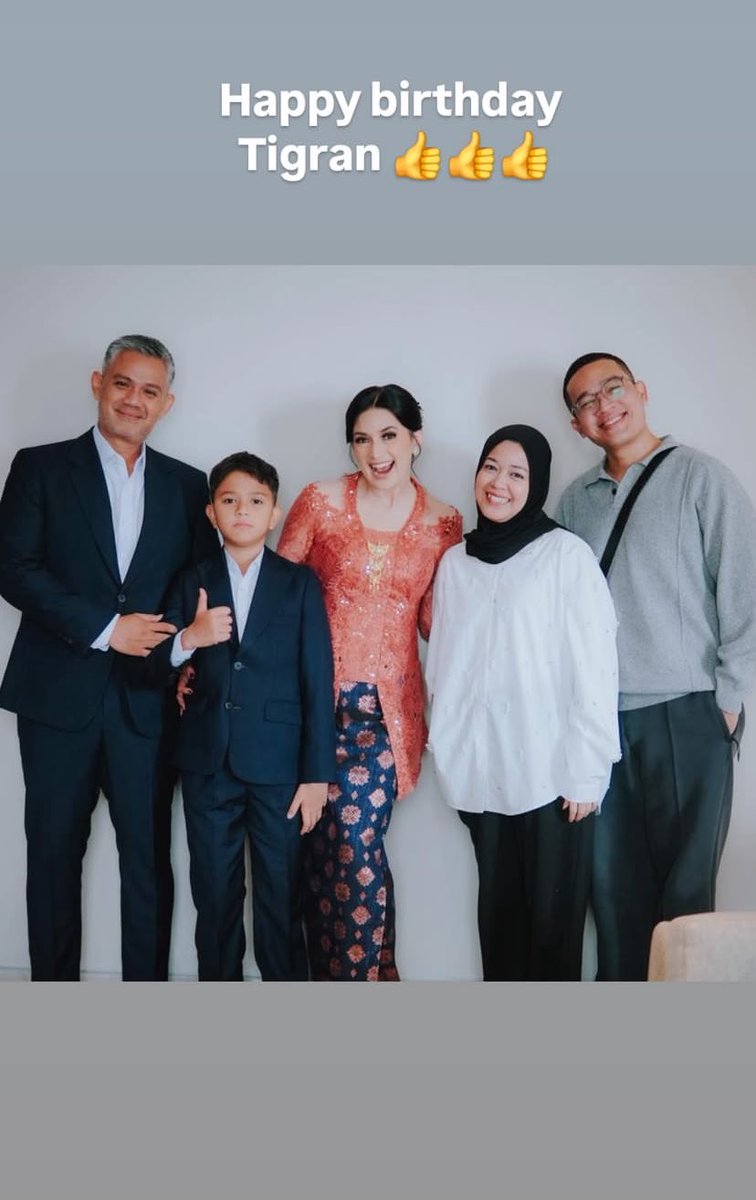 temanmohan_'s tweet image. AAAAAAKKKKK THE SUGIH😭🩷