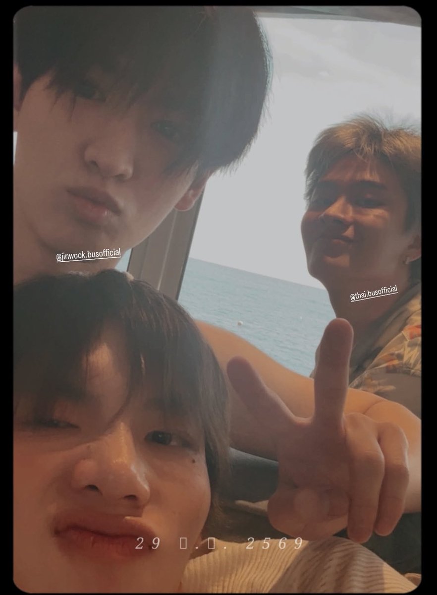 baby_boobu's tweet image. น่าร๊ากกกกก พี่มินเลี้ยง 04 หยอ 🤍
#THAIchayanon #JINWOOKkim