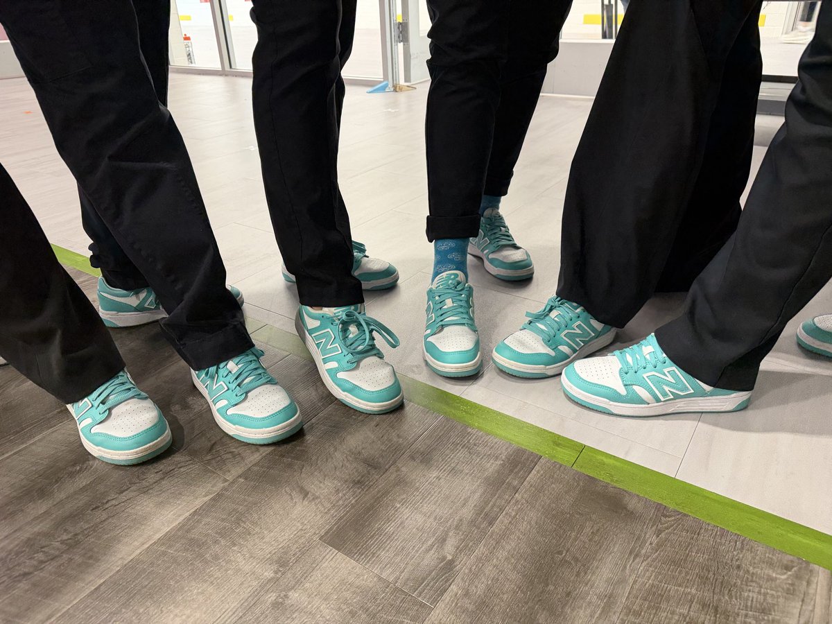 SISD_ES's tweet photo. Nothing says school pride like a group of teachers who planned the lesson… and the shoes too 👟🩵🩶 Same kicks, same team, same love for their school. When the staff shows up matching, you know the pride runs deep! 🙌🏽🏫 #SchoolPride #TheyShowUpTogether  @CTrails_ES Love this!!! https://t.co/0RwgrXlDlx