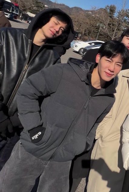 TheoryofYinWar's tweet image. จ้ะ

#หยิ่นวอร์ #yinyin_anw #warwanarat