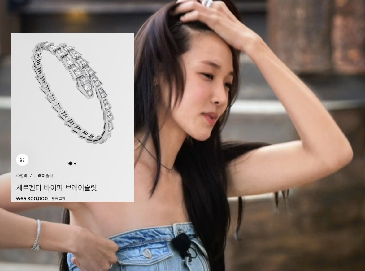 Linewoo_'s tweet image. 이번엔 핫한 최미나수의 명품 팔찌에 대해서 알아보자!
현재 미국에서 대학생활 중이라는데 부잣집 딸이 아니고서야 저런걸 어떻게 다 들고다녀🥹
나는 저런 부자집딸 바이브가 그렇게 부럽더라