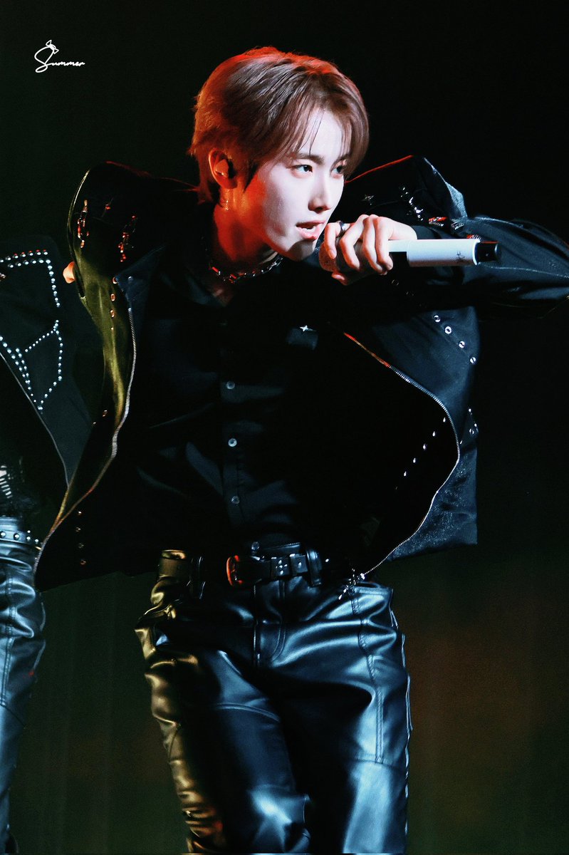 ssummer0417's tweet photo. 260124 Asia Tour In MACAU HD

#템페스트 #혁 #구본혁 #HYUK #TEMPEST #TPST https://t.co/FfjzYXoxNW