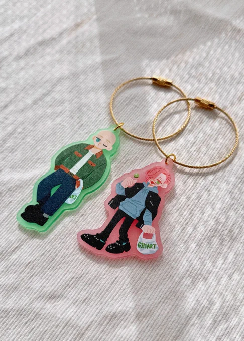 あとめちゃくちゃ数は少ないけどアクキーセットを作ったのと、去年のジュンブラに間に合わなかった大きめのアクスタを新しく持っていきます