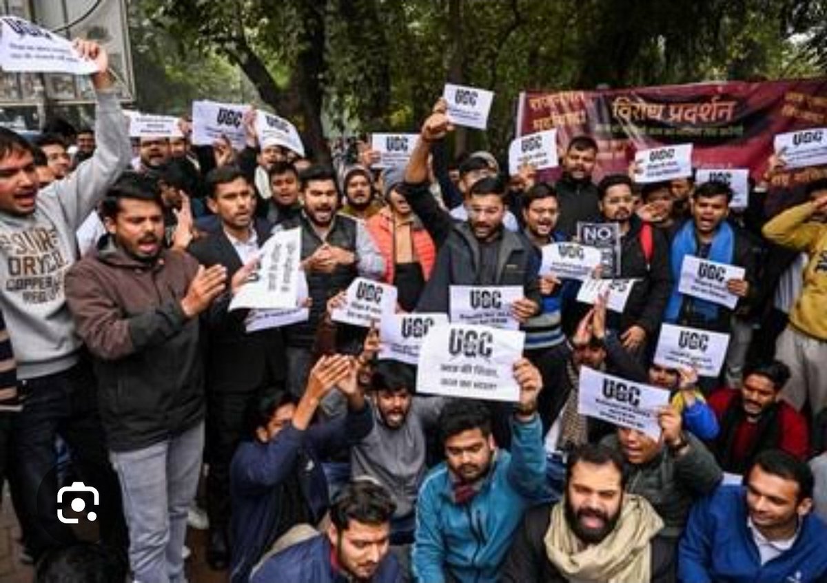 <a href="/NabhaNatesh/">Nabha Natesh</a> <a href="/AmitShah/">Amit Shah</a> <a href="/myogiadityanath/">Yogi Adityanath</a> <a href="/PMOIndia/">PMO India</a> <a href="/MamtaTripathi80/">Mamta Tripathi</a>
<a href="/Pushpamastwal/">Pushpa</a>
<a href="/ugc_india/">UGC INDIA</a> <a href="/nehafolksinger/">Neha Singh Rathore</a> 
UGC कानून को लेकर खत्म हुआ मोदी का जादू। लोकप्रियता में हुई गिरावट। यूजीसी को लेकर पूरे देश में विरोध के साथ जारी है प्रदर्शन।