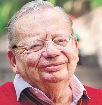mann_megha's tweet photo. #MarkTully #GeorgeOrwell #RuskinBond the Britishers born in India, penned iconic works and created waves across globe #nofullstopsinindia #animalfarm #theflightofpigeons https://t.co/n4FsIBpXb5