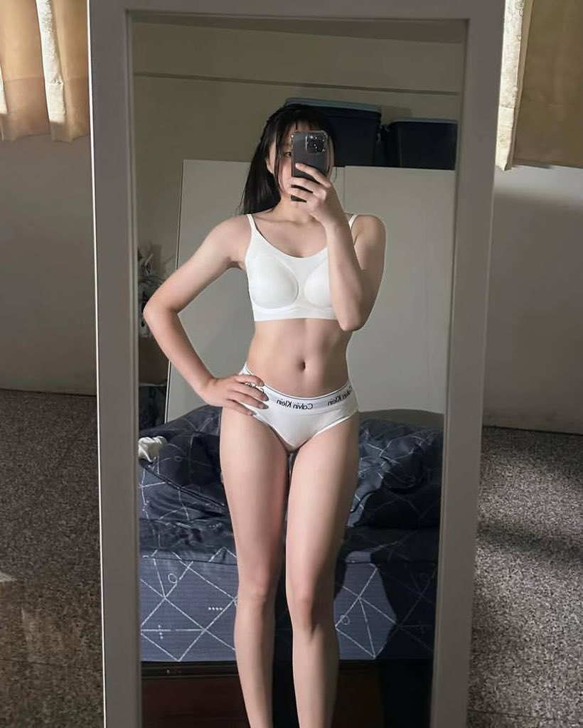 00后的女生真心交友找個人陪伴爱好：性格内向，经济独立，有上进心 逛街 工作交友：
真心交友找個人陪伴
爱好：性格内向，经济独立，有上进心 逛街 工作
交友：马来西亚约炮 炮友
#新加坡约炮 #马来西亚约炮 #新山约炮 #槟城约炮 #吉隆坡约炮 #古晋约炮 #怡保约炮 #马六甲约炮 #甲洞约炮