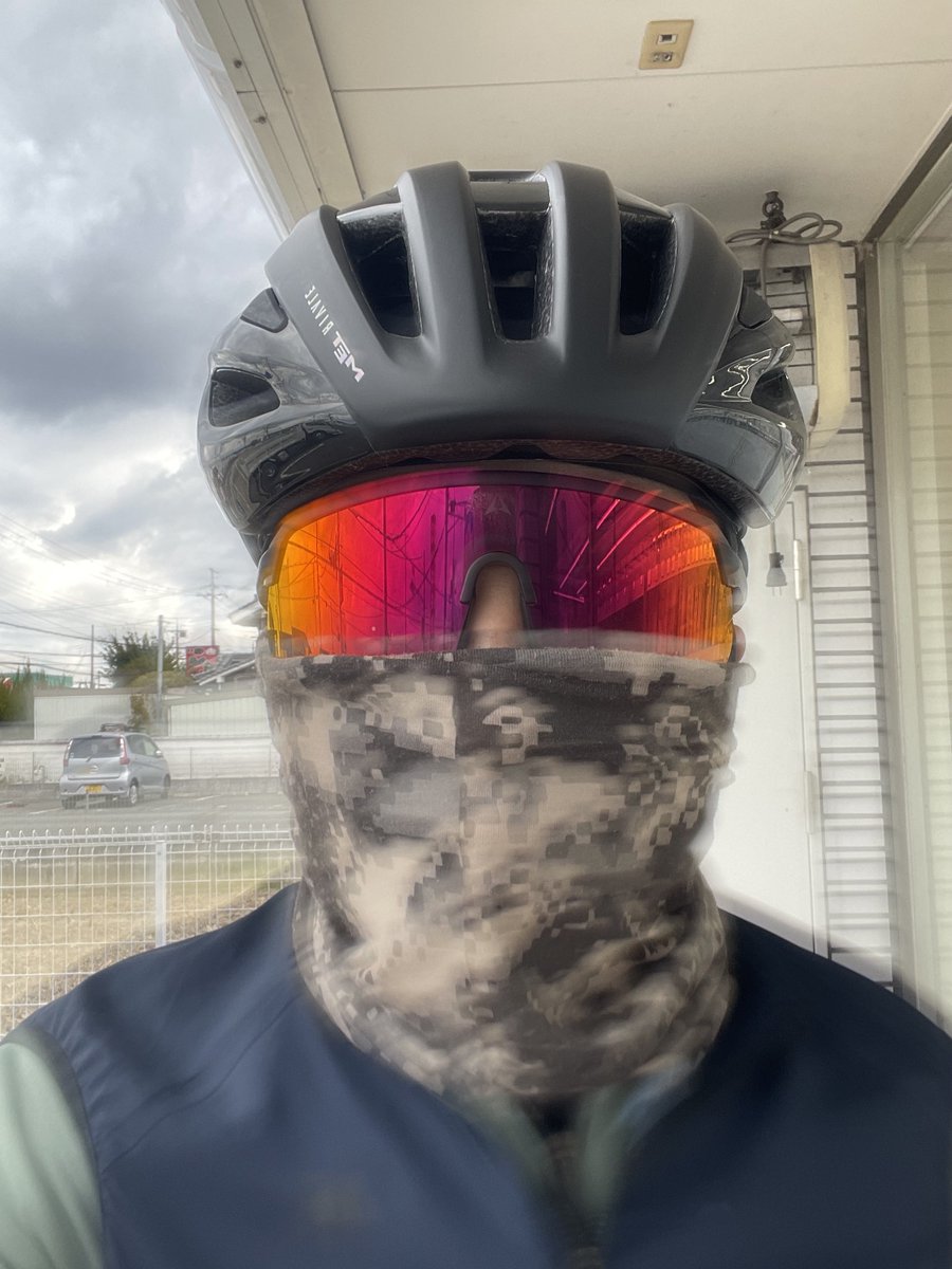 cyclezoo's tweet image. これで走ってたの不審者でしかないし、
ピント合ってないのがよりそれを深めている