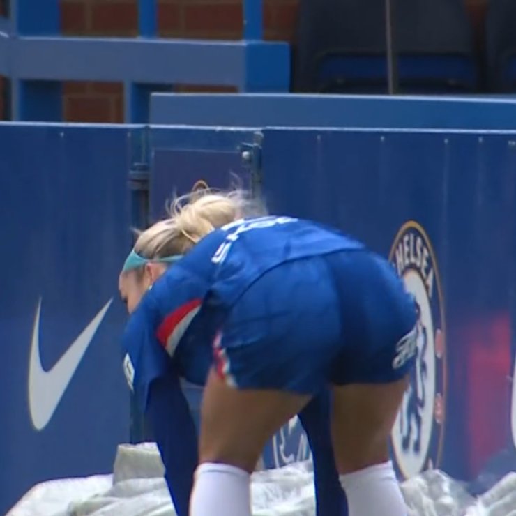 BrightsideM's tweet image. Ellie Carpenter abduces.
#Chelsea #UWCL #WSL #BrightsideGirls