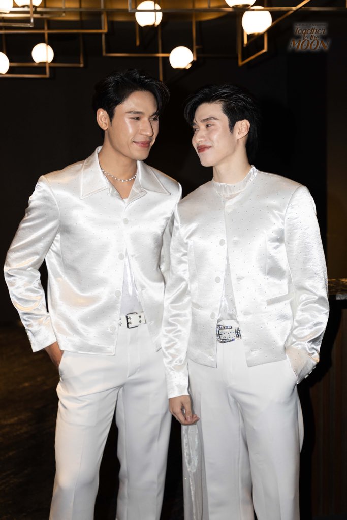 หลังเวทีหลากหลายเรื่องราวเว่อร์ 😬🤭
<a href="/pearlpooo/">Pearlpooo</a> <a href="/peakpeemapol/">peakpeemapol</a> 

#PearlPeak1stFanmeetingTH
#PearlPeak #เพิร์ลพีค
#ช่องวัน31