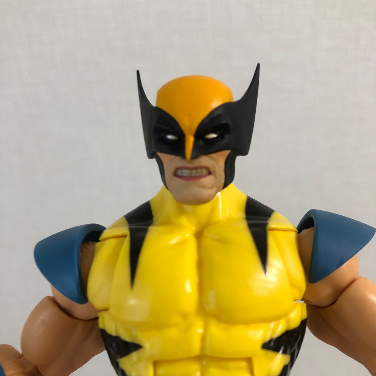 実話】 海外からウルヴァリンのカスタムヘッド買ったら思ってた色味と