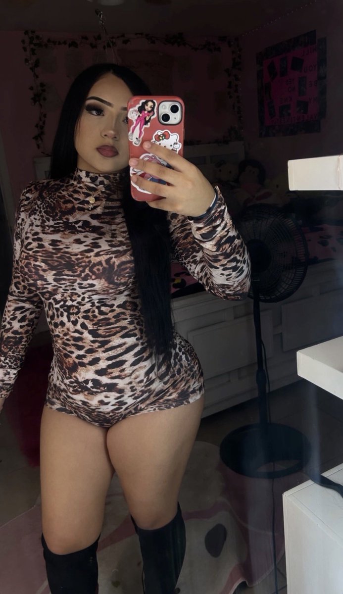 MamiKendra👅 tweet media