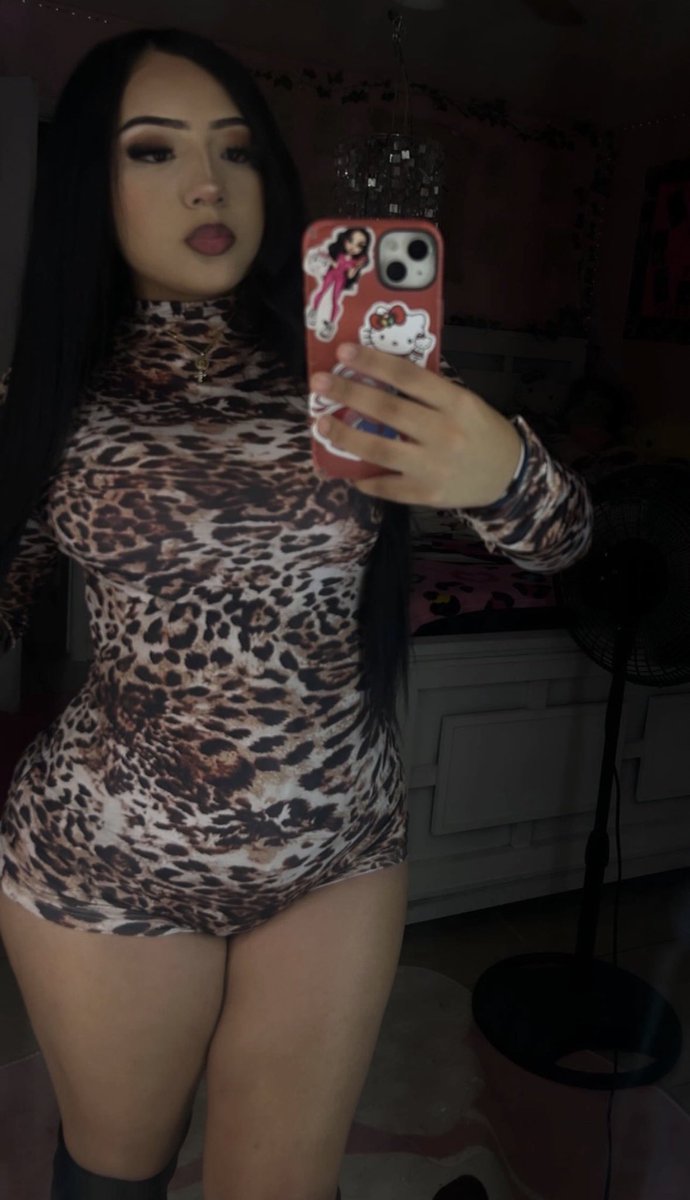 MamiKendra👅 tweet media