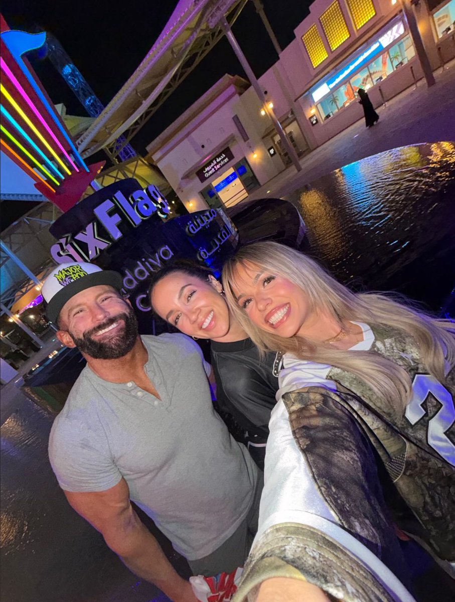 WrestlingWorldCC tweet media