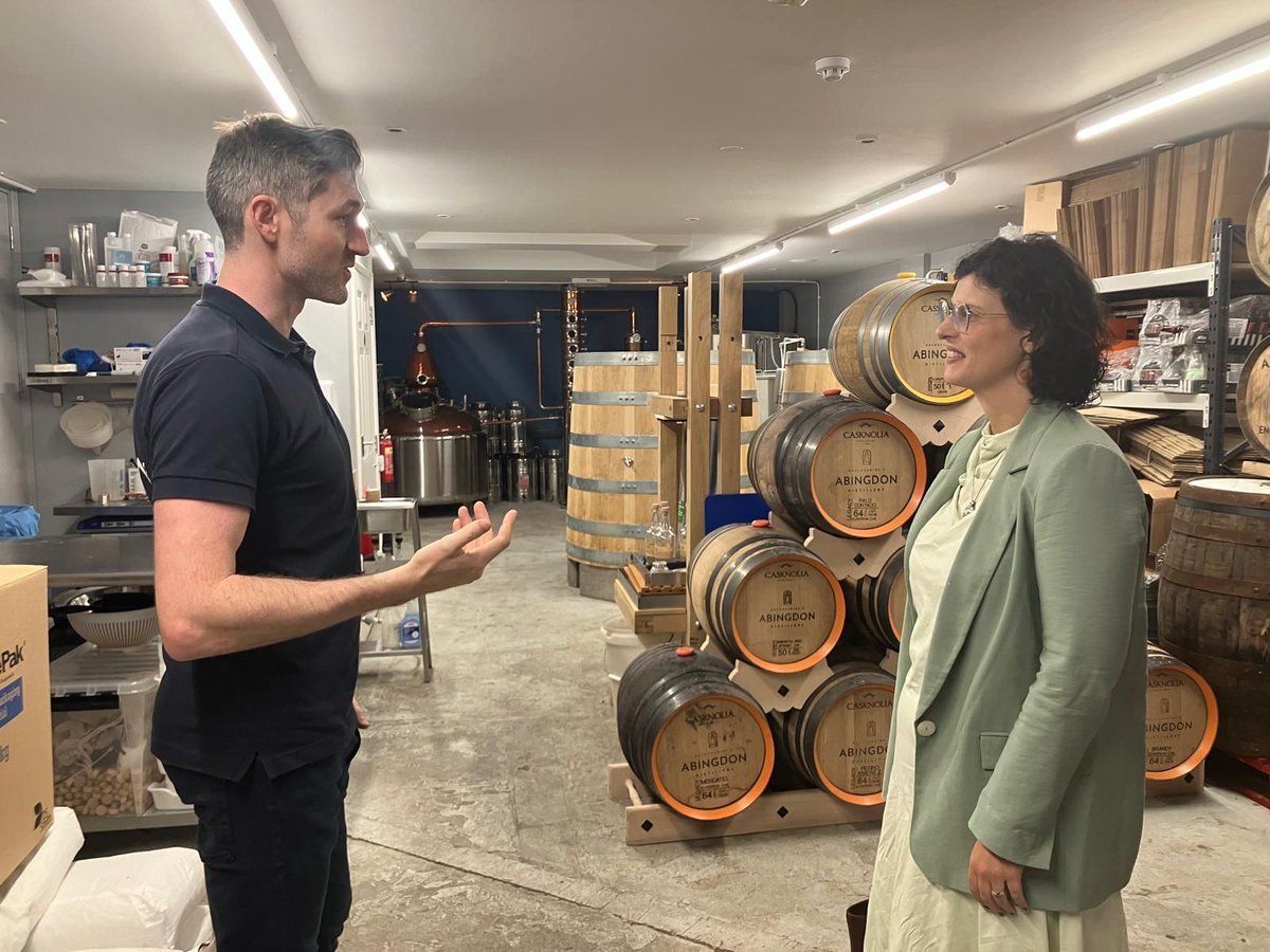 LaylaMoran's tweet photo. Great to visit Abingdon Distillery and see the gins, rums and whisky made by this thriving business. 

They are facing challenges with soaring energy and grain costs as well as the recent hike in spirits duty. Govt needs to support the sector in the upcoming budget. #BackSpirits https://t.co/rUzUOBH52l